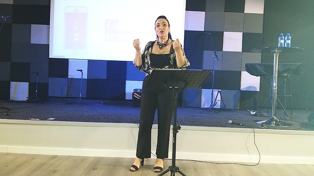 Mabel Salas --